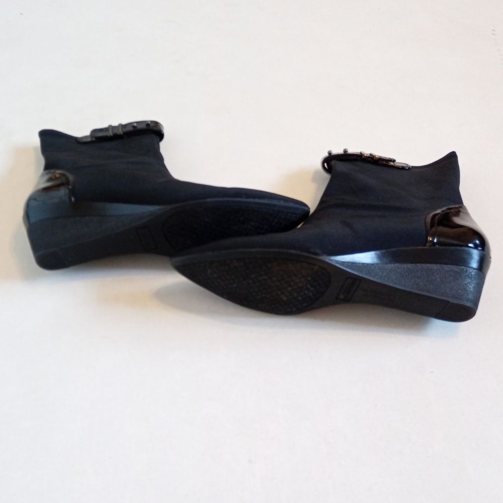 Joan & David black wedge stretch "sock" ankle boots - Picture 5 of 8